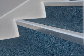 Gradus-blue-stairs-with-aluminum-edging-nosing.jpg